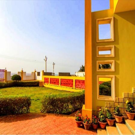 Hotel Golden Dust Puri Exterior foto