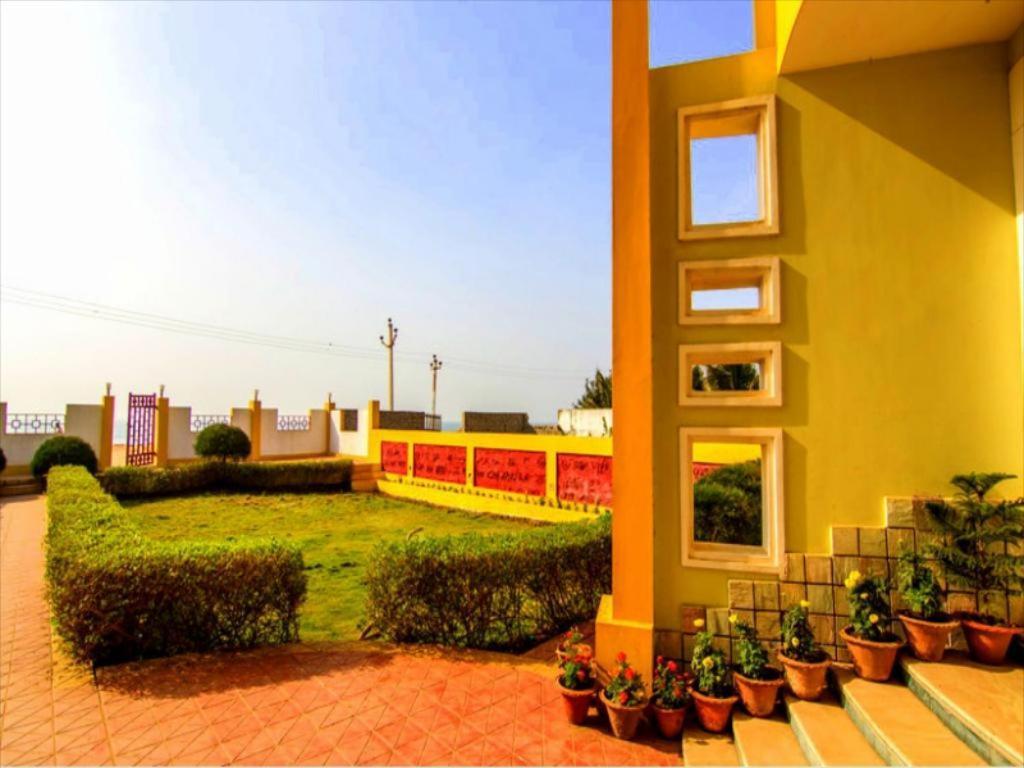 Hotel Golden Dust Puri Exterior foto