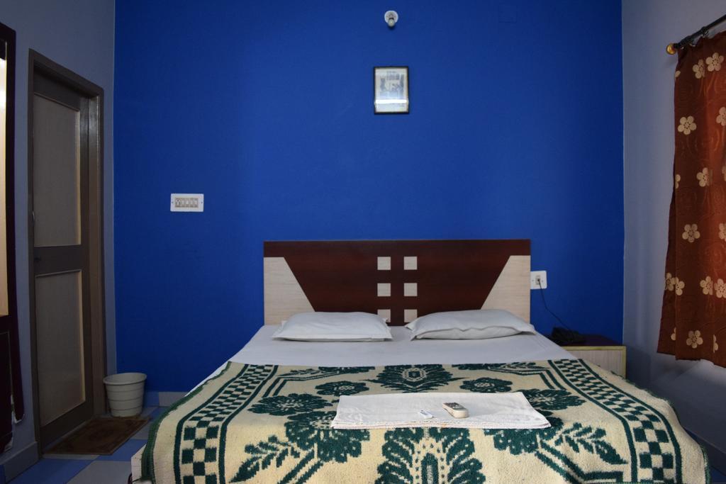 Hotel Golden Dust Puri Zimmer foto