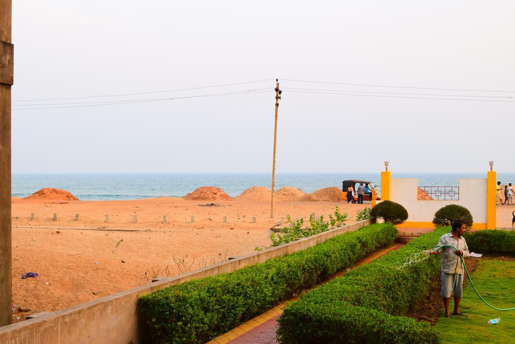 Hotel Golden Dust Puri Exterior foto